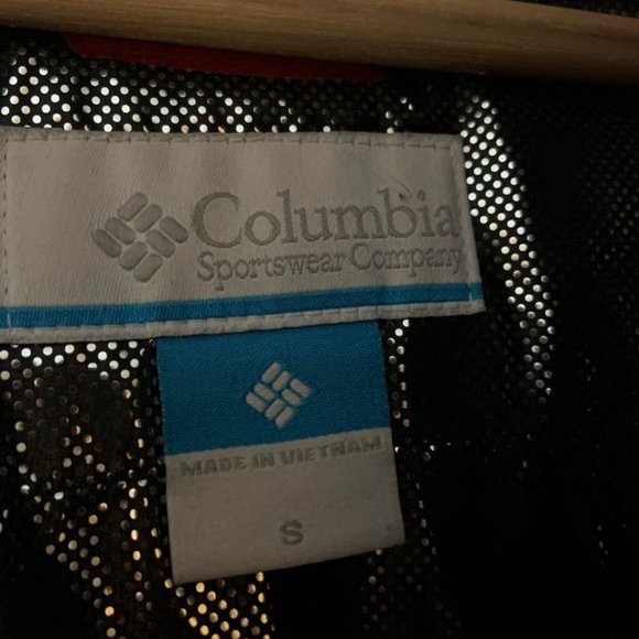 Ladies Columbia Winter Jacket - Picture 4 of 4